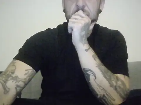 Snapshot of MrNice85 chatting on September 2025 10:58:02 PM MrNice85 online show from September 2025 10:58:02 PM