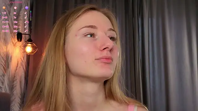 ElvinaRose online show from July 2026 10:22:02 AM