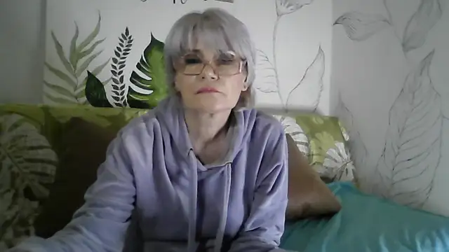 Catty Lady online show from February 2026 07:28:02 PM