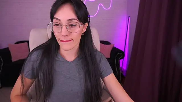 EviLune online show from November 2025 09:07:01 PM