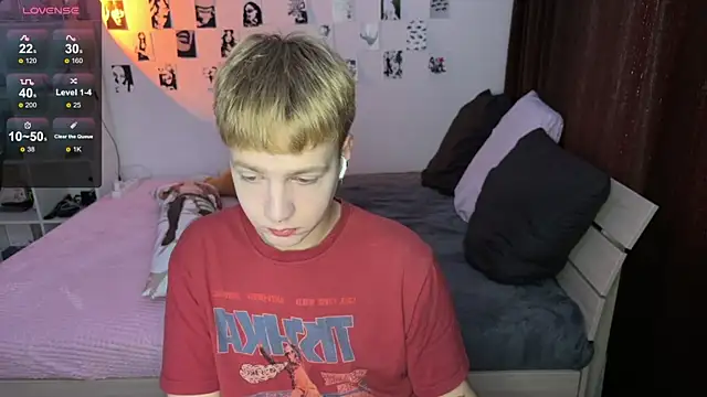 Snapshot of olivertasty chatting on September 2025 07:11:02 AM olivertasty online show from September 2025 07:11:02 AM