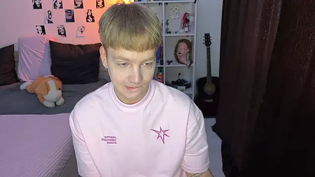 Snapshot of olivertasty chatting on September 2025 10:42:02 AM olivertasty online show from September 2025 10:42:02 AM