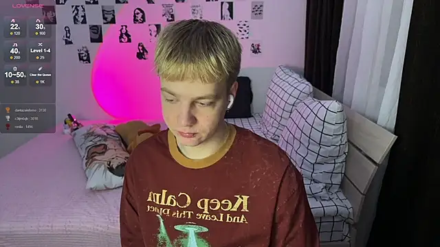 Snapshot of olivertasty chatting on December 2025 03:41:02 PM olivertasty online show from December 2025 03:41:02 PM