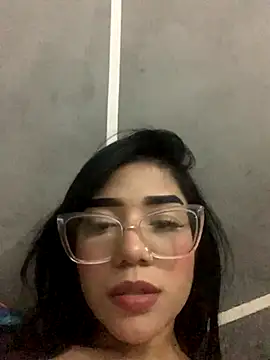 ElaRose 12 online show from November 2025 10:45:02 PM