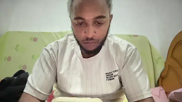Snapshot of Minidemonkush chatting on April 2026 12:58:02 PM Minidemonkush online show from April 2026 12:58:02 PM