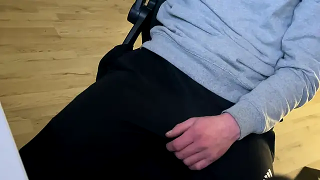 Snapshot of Starfight-Xela chatting on March 2026 09:15:01 PM Starfight-Xela online show from March 2026 09:15:01 PM