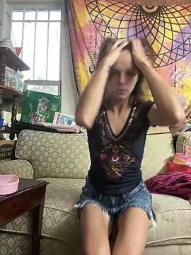 Snapshot of Candy_Shower chatting on September 2025 11:27:01 PM Candy Shower online show from September 2025 11:27:01 PM