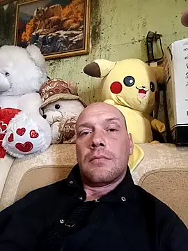 Snapshot of ToughDraft14 chatting on April 2026 02:27:02 AM ToughDraft14 online show from April 2026 02:27:02 AM