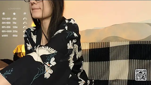 OdelynBagge online show from October 2025 06:09:01 PM