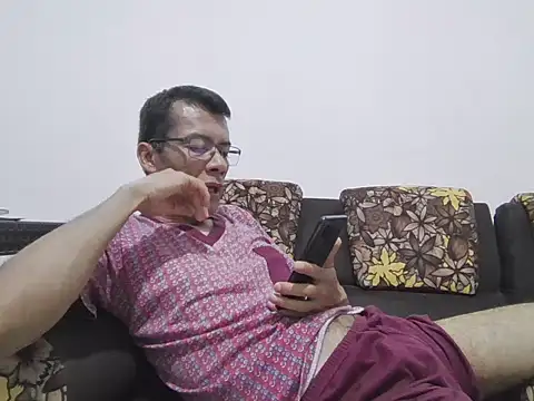 skinnylatino51 online show from December 2025 12:16:02 AM