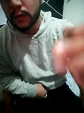 Snapshot of Kartikkartik8595 chatting on November 2025 09:28:01 PM Kartikkartik8595 online show from November 2025 09:28:01 PM