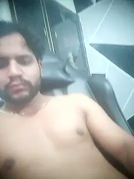 Kartikkartik8595 online show from March 2026 09:32:01 PM