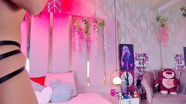 EmmaWilliam1 online show from February 2026 11:03:01 PM