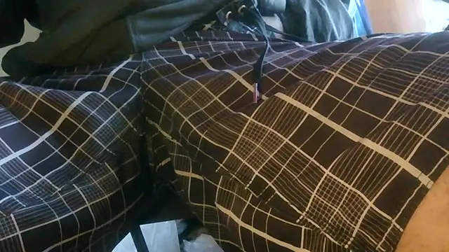 Snapshot of Cock4LadiesONLY chatting on May 2026 01:17:01 PM Cock4LadiesONLY online show from May 2026 01:17:01 PM