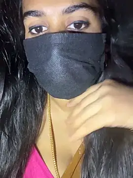 umairahaasan 1 online show from March 2026 05:41:02 PM