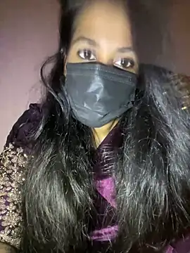 umairahaasan 1 online show from April 2026 10:26:01 AM