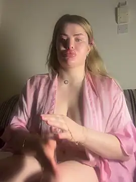 aydabella7777 online show from January 2026 09:41:01 PM