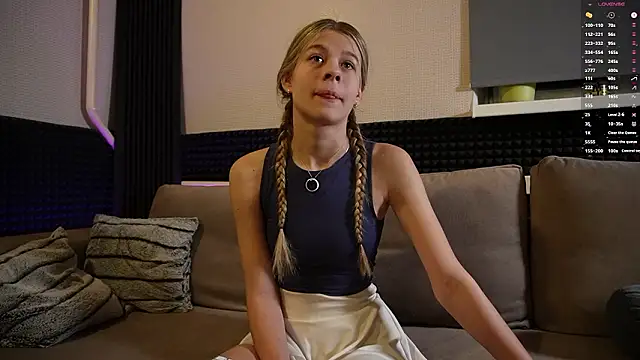 AnneVerity online show from February 2026 07:39:02 PM