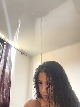 jadee8 online show from February 2026 01:41:02 PM