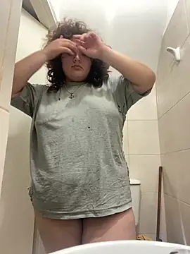 Snapshot of Solangerulo_ chatting on February 2026 07:17:01 AM Solangerulo online show from February 2026 07:17:01 AM