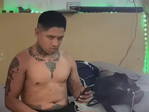 siilvestremx online show from December 2025 03:13:01 AM