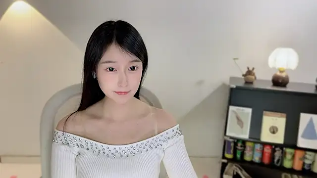 Snapshot of Onechestnut chatting on December 2025 11:38:02 AM Onechestnut online show from December 2025 11:38:02 AM