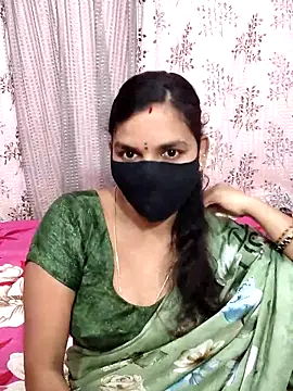 Snapshot of Lalitha-1995 chatting on September 2025 05:40:02 PM Lalitha-1995 online show from September 2025 05:40:02 PM