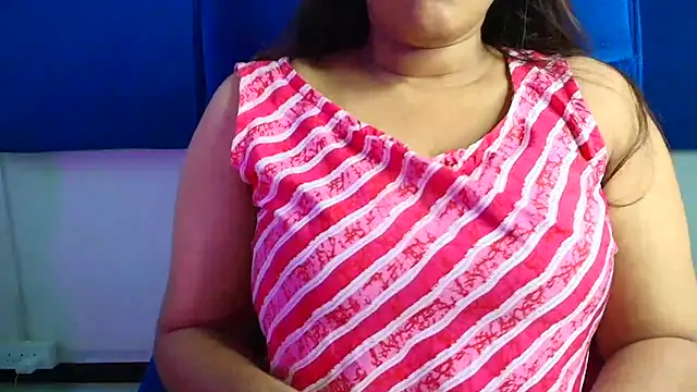 Snapshot of Anjalistar chatting on June 2026 01:00:02 AM Anjalistar online show from June 2026 01:00:02 AM