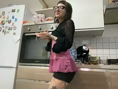 severingratty online show from October 2025 04:06:02 PM