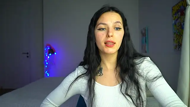 EwelynScott online show from December 2025 01:37:02 PM