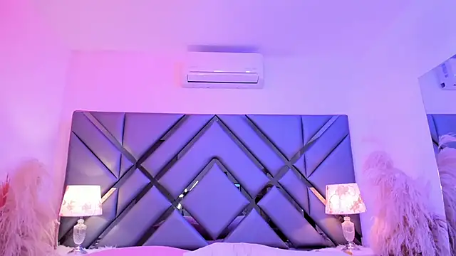 Milan LewisS online show from February 2026 12:23:02 PM