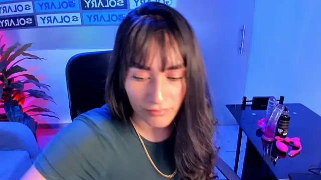 Dhaniela Naugthy online show from September 2025 07:41:01 PM