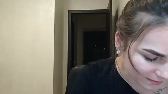 Silviaa a online show from March 2026 08:15:01 PM