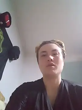 MoonIrene online show from October 2025 03:57:02 PM