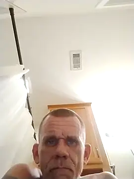 helldonk online show from September 2025 04:01:02 AM