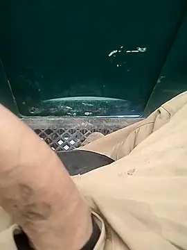 helldonk online show from September 2025 04:00:02 PM