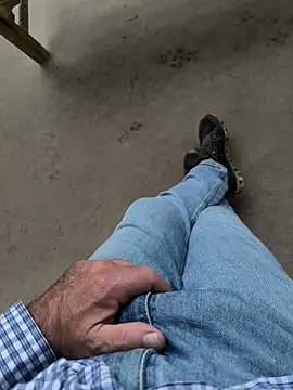 cyclone1212 online show from November 2025 11:55:02 AM