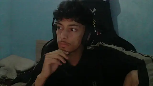 Snapshot of Dark_DesireX chatting on May 2026 01:29:02 PM Dark DesireX online show from May 2026 01:29:02 PM