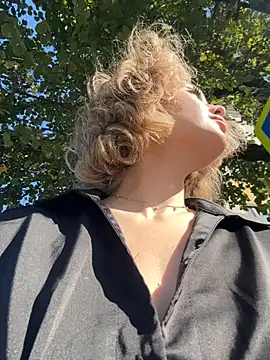 KellyKeler online show from September 2025 11:45:01 AM