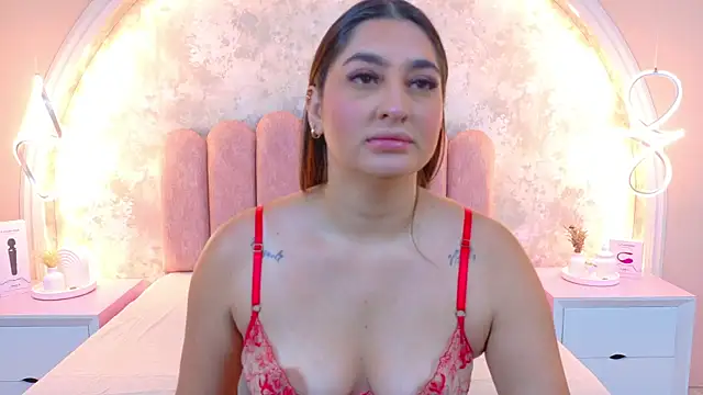 JasmineRhodes online show from January 2026 01:02:02 PM