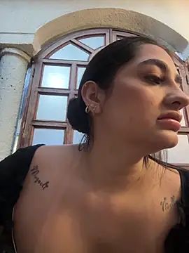 Snapshot of JasmineRhodes chatting on March 2026 12:12:02 PM JasmineRhodes online show from March 2026 12:12:02 PM