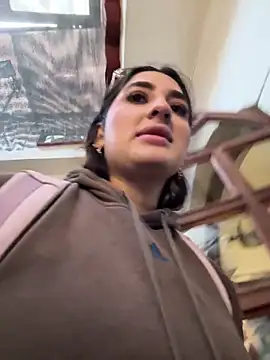 Snapshot of JasmineRhodes chatting on April 2026 01:01:02 PM JasmineRhodes online show from April 2026 01:01:02 PM