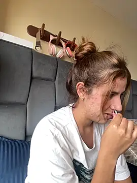 AllieYourGirl online show from September 2025 05:24:02 PM