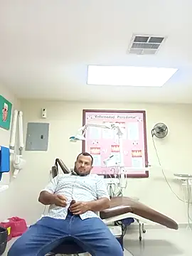 Todasmias420 online show from March 2026 11:33:01 PM