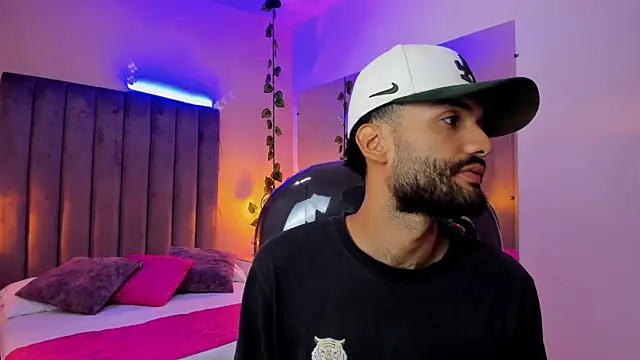 Ryan Jackson  online show from December 2025 12:27:01 AM