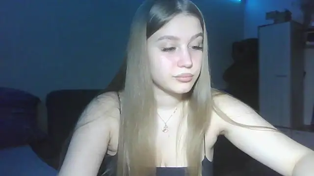 yourhoney Lola  online show from October 2025 01:35:02 PM