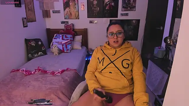 Cherry blush  online show from February 2026 05:17:01 PM