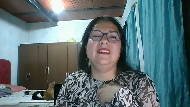 scarlett widow  online show from September 2025 03:55:02 AM