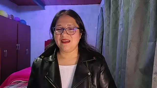 Snapshot of scarlett_widow_ chatting on February 2026 04:11:01 AM scarlett widow online show from February 2026 04:11:01 AM