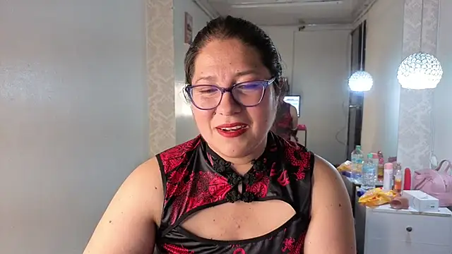 scarlett widow  online show from April 2026 02:25:02 AM